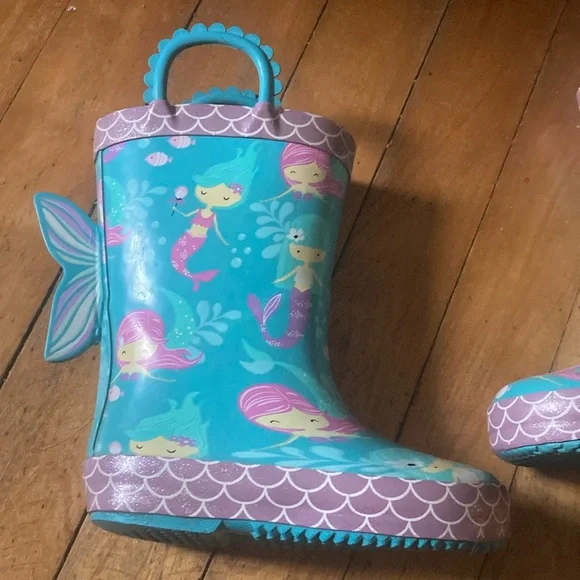 Girl's waterproof easy-on rain boots - Picture 2 of 10
